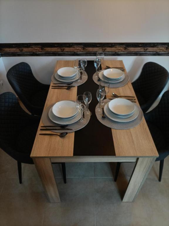 Casa Pepa Apartment กวาดาเลสต์ ภายนอก รูปภาพ